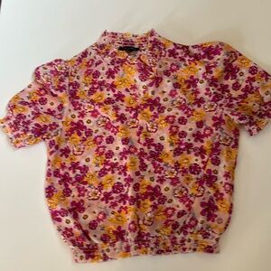A Love Story Floral Top Size XL